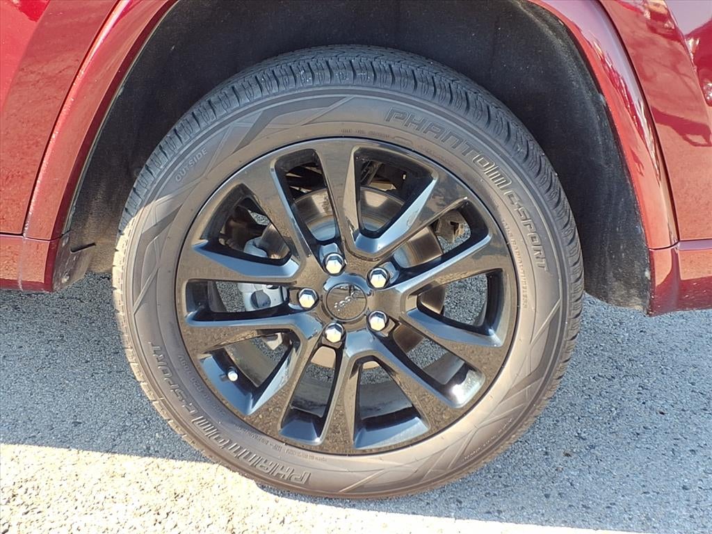 2020 Jeep Grand Cherokee Laredo