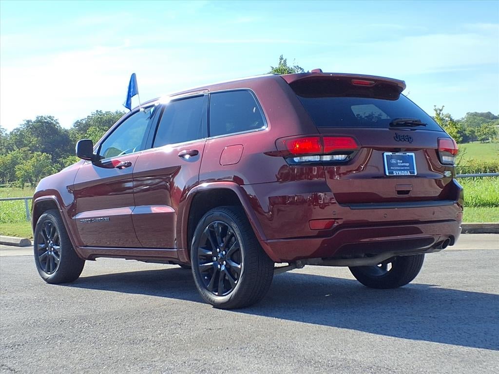 2020 Jeep Grand Cherokee Laredo
