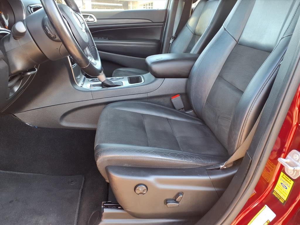 2020 Jeep Grand Cherokee Laredo