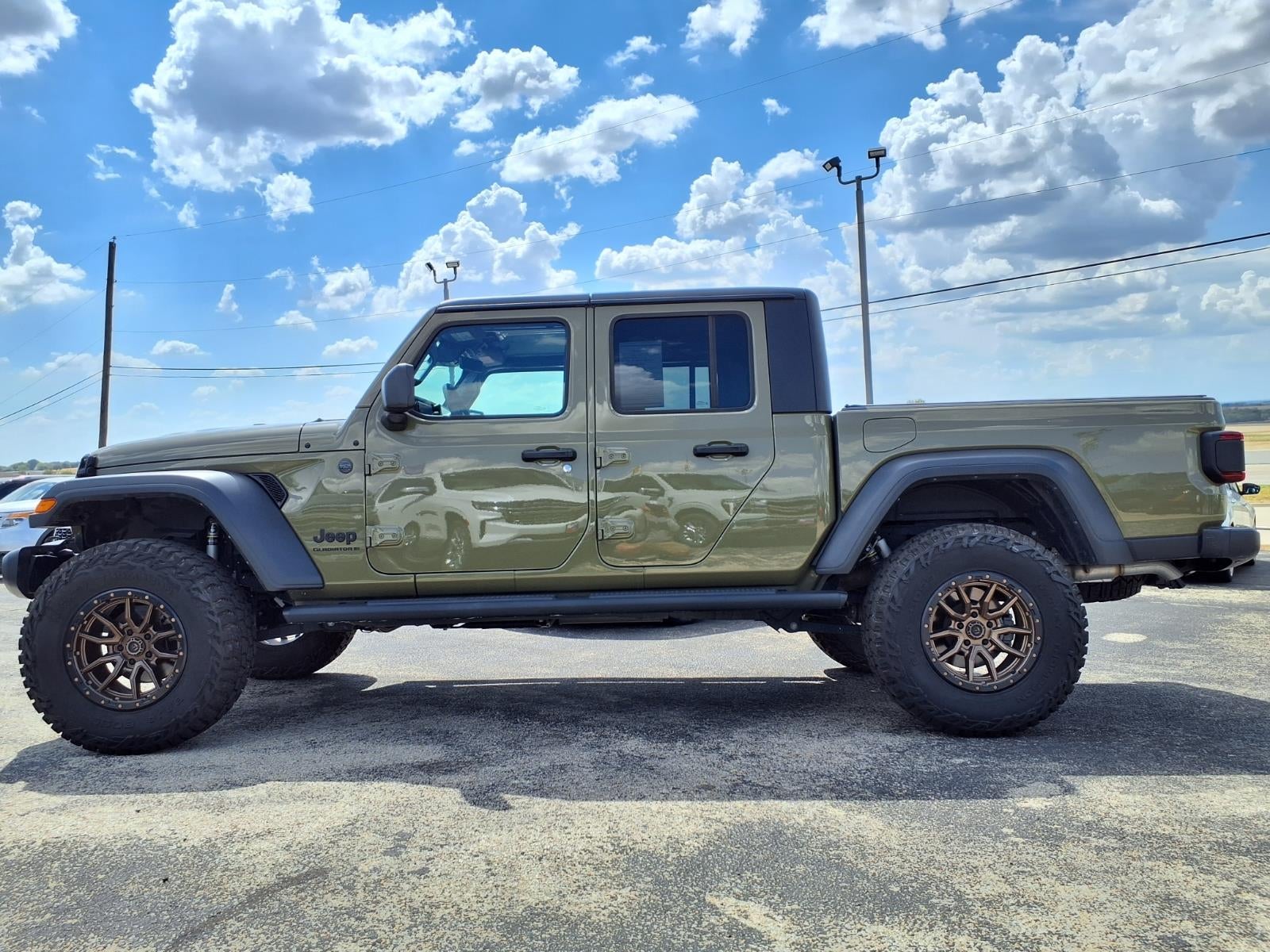 2025 Jeep Gladiator Sport S