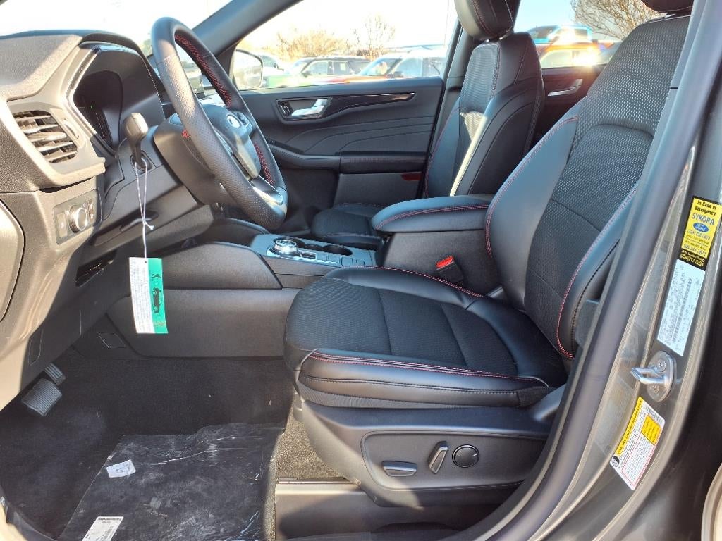 2025 Ford Escape Hybrid ST-Line