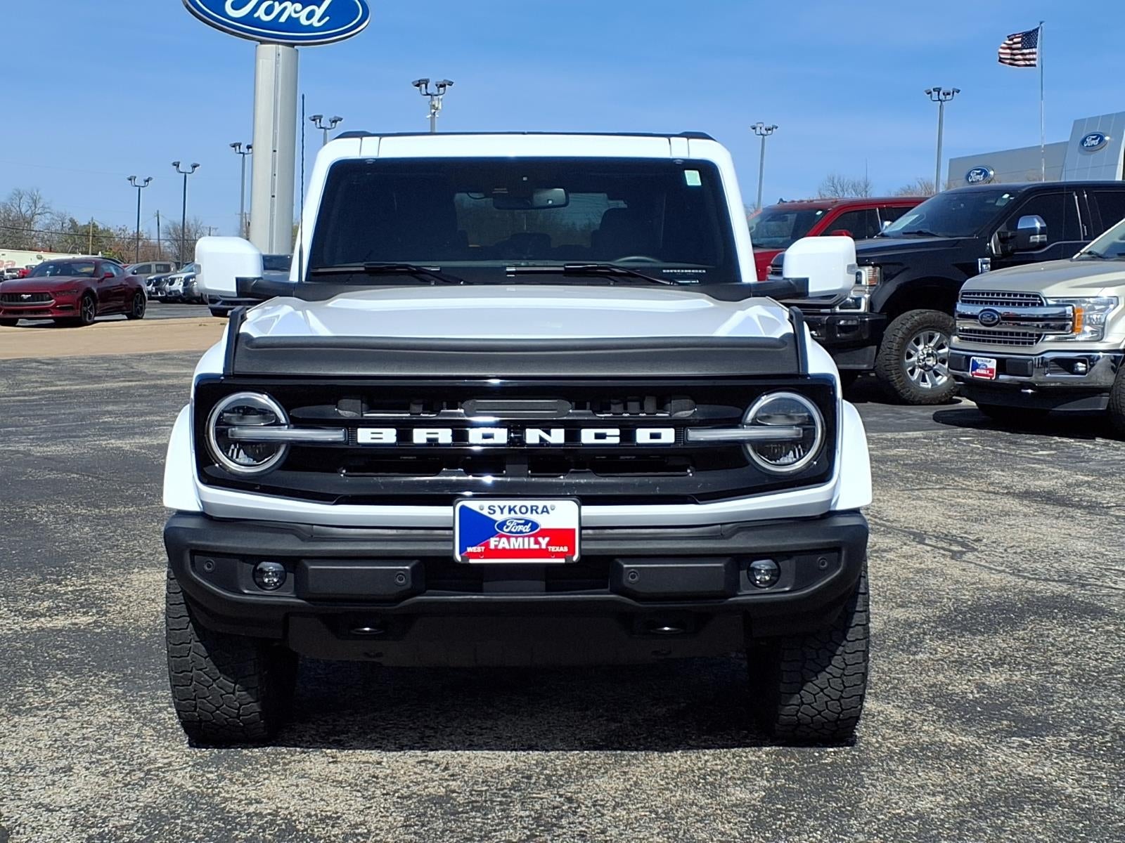 2025 Ford Bronco Outer Banks