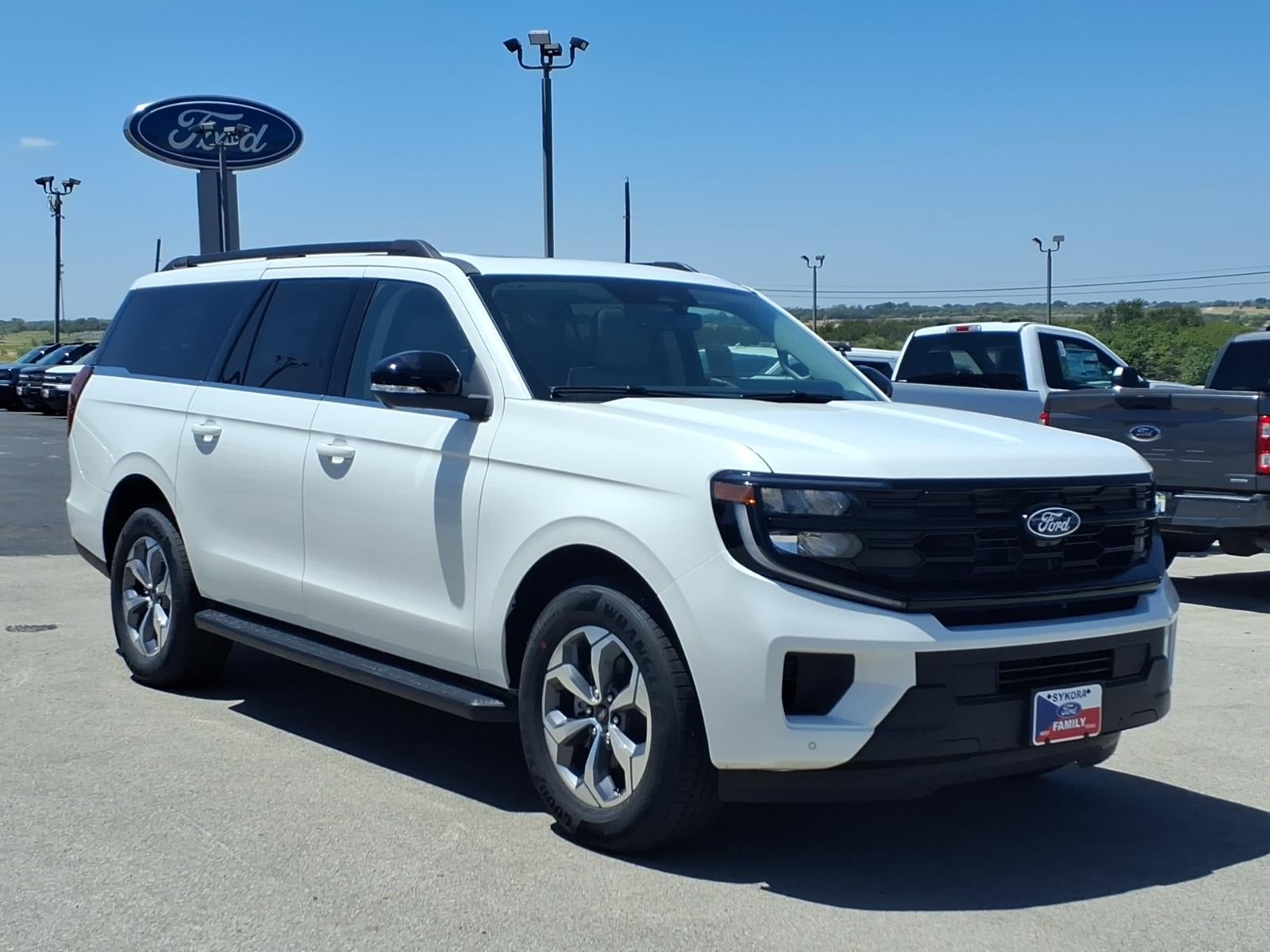 2027 Ford Expedition MAX Active