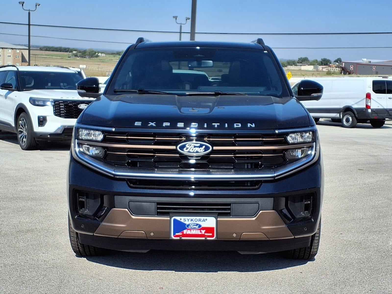 2027 Ford Expedition MAX KING RANCH