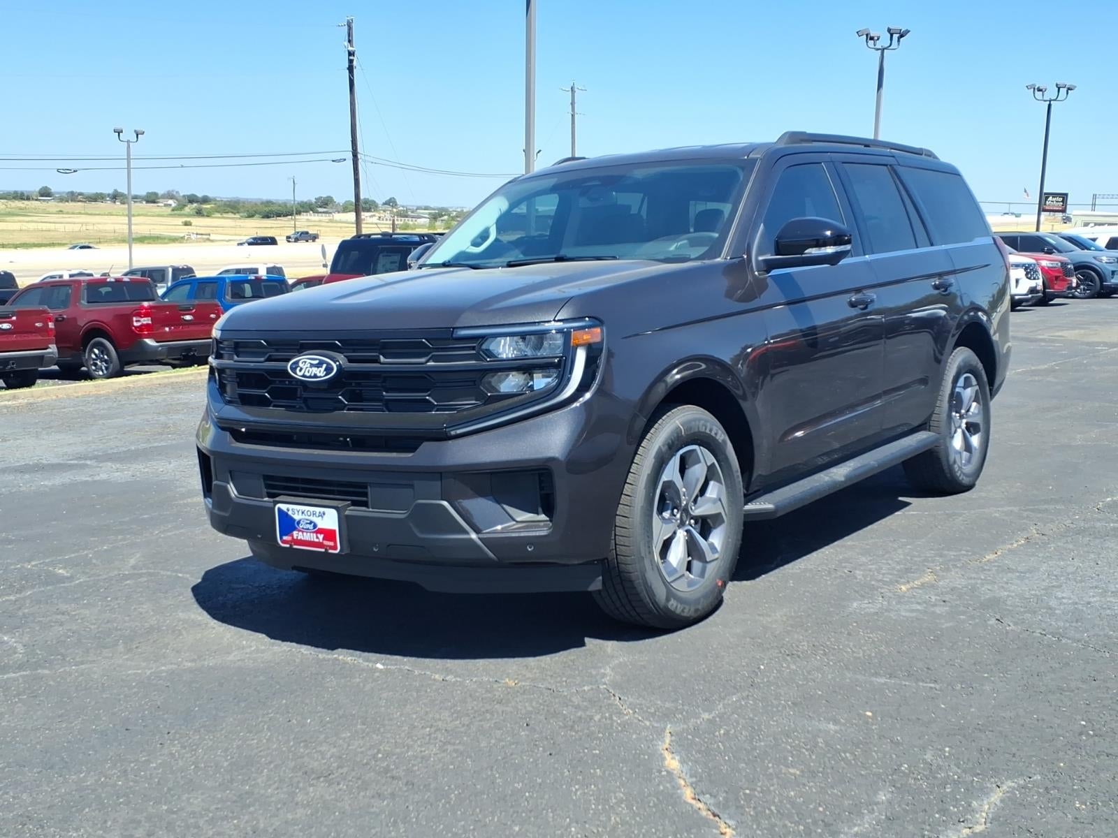2027 Ford Expedition ACTIVE