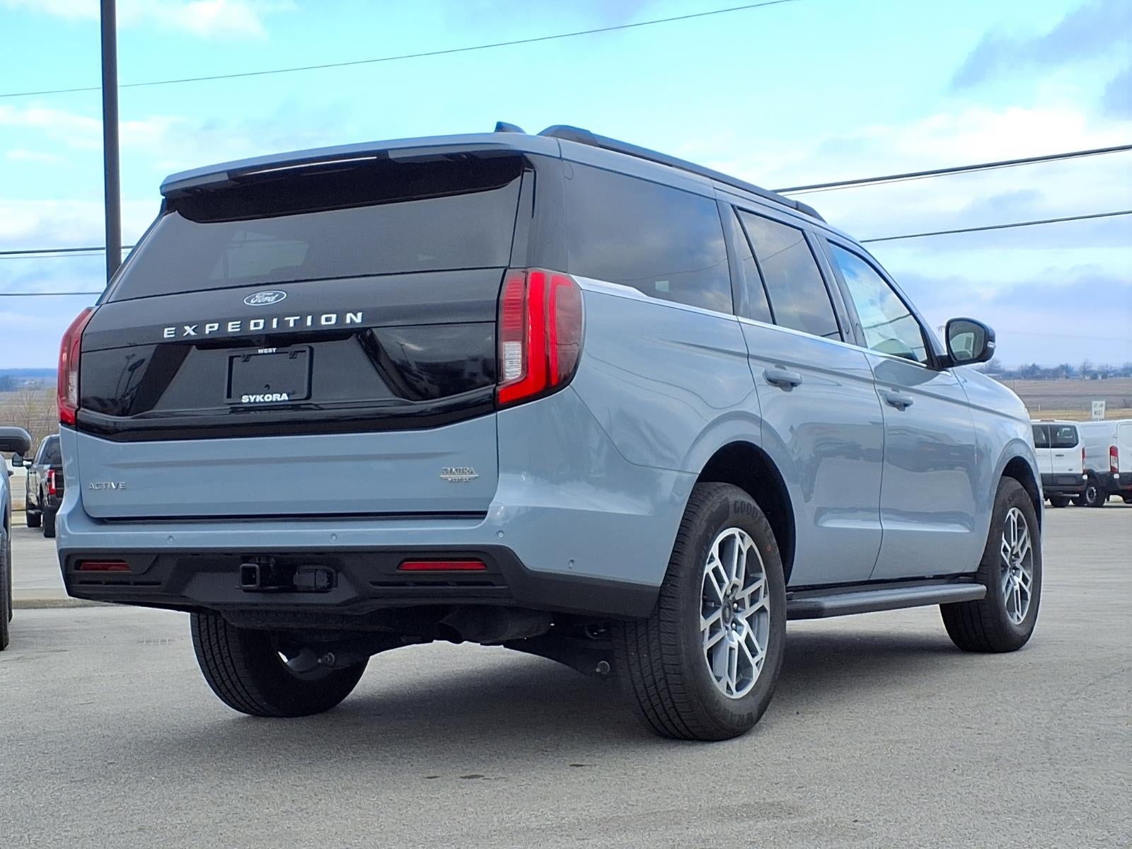 2025 Ford Expedition Active