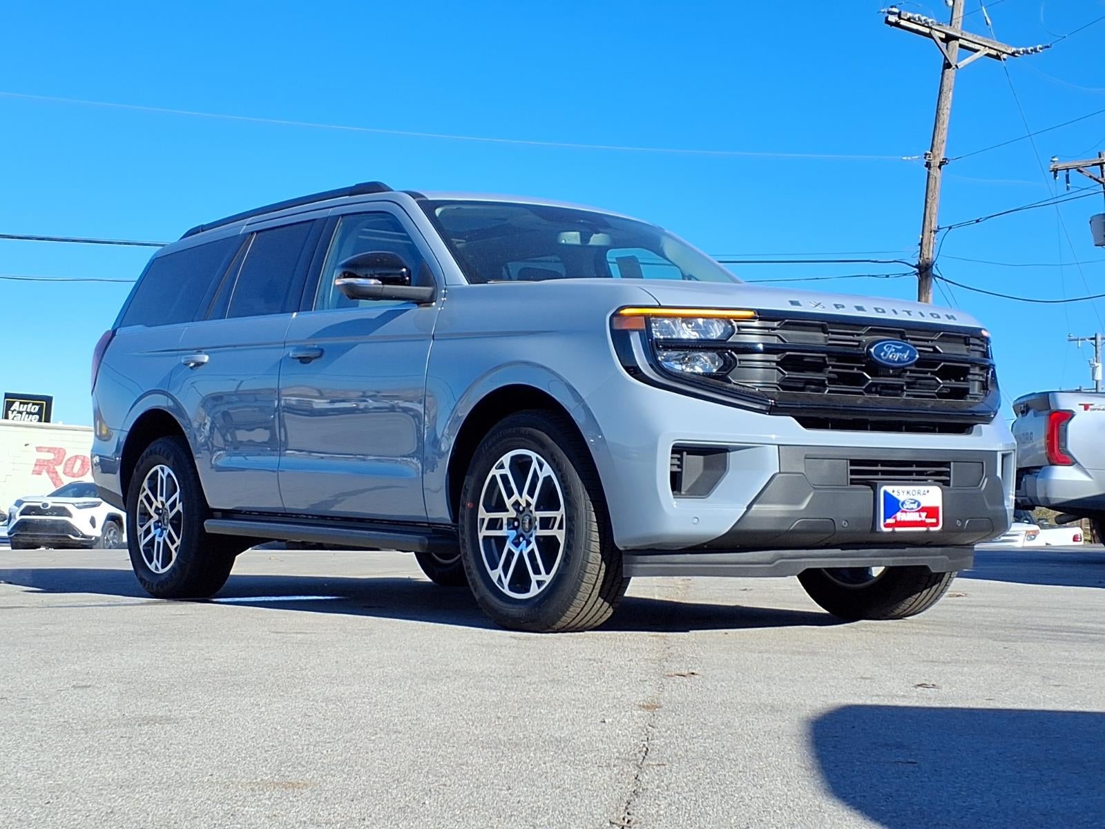 2025 Ford Expedition Active