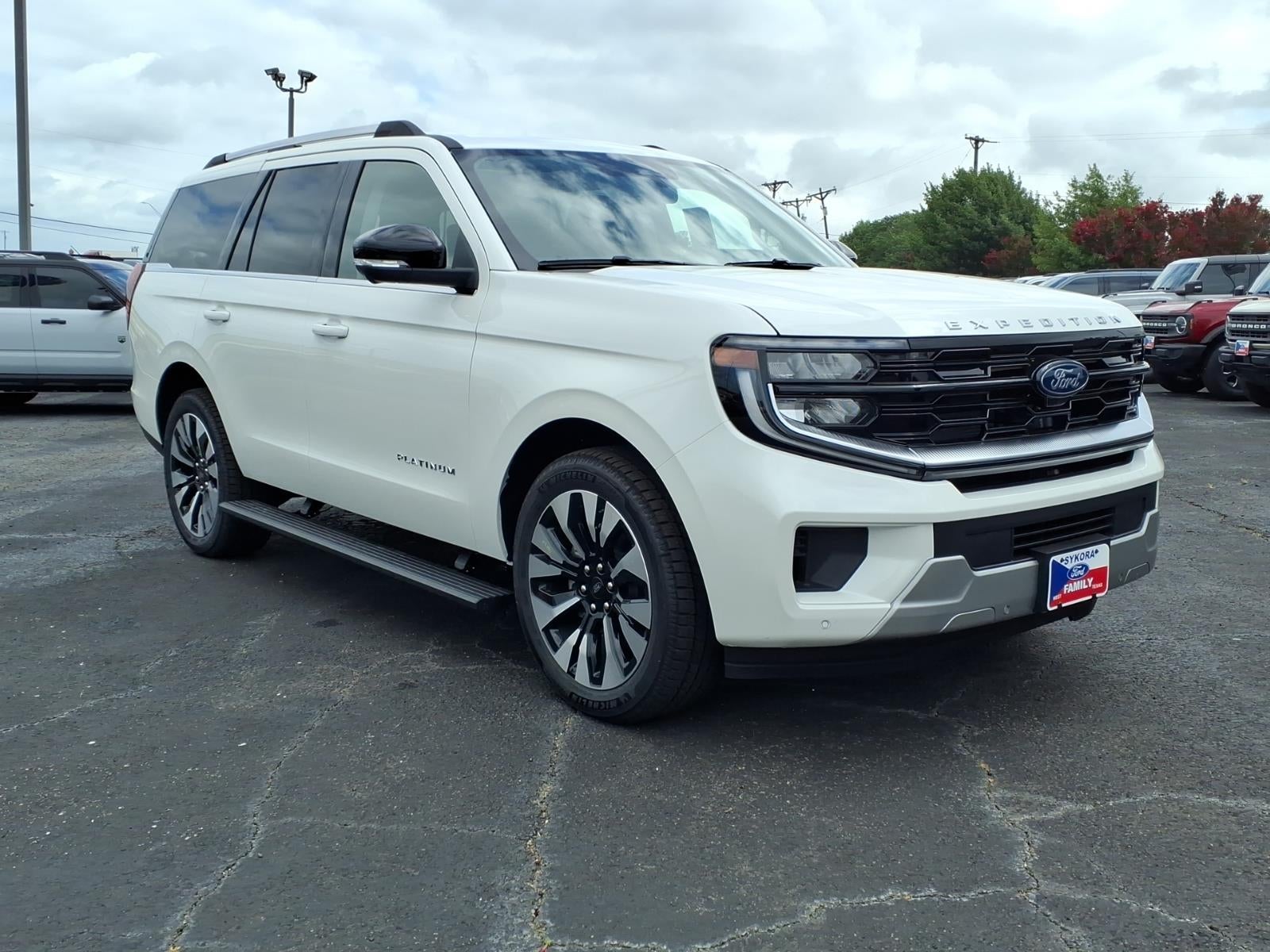 2026 Ford Expedition Platinum