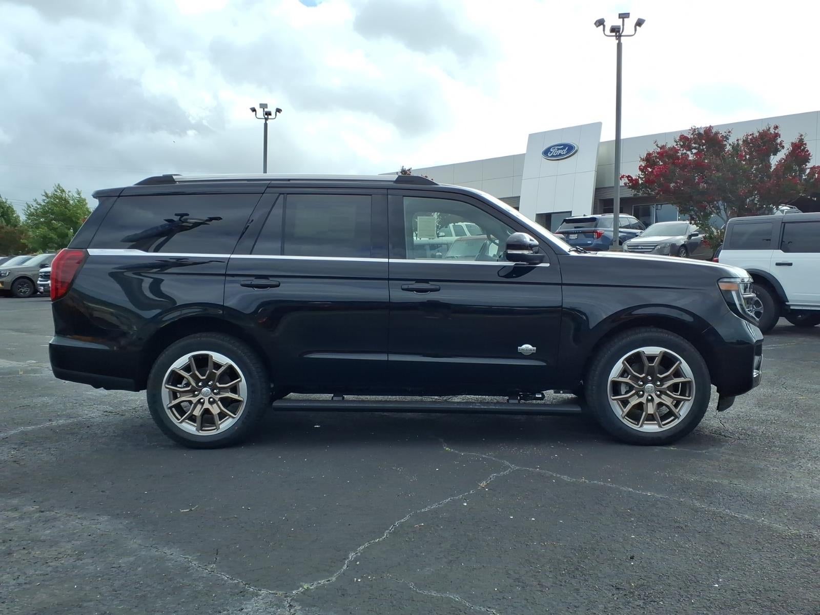2026 Ford Expedition King Ranch
