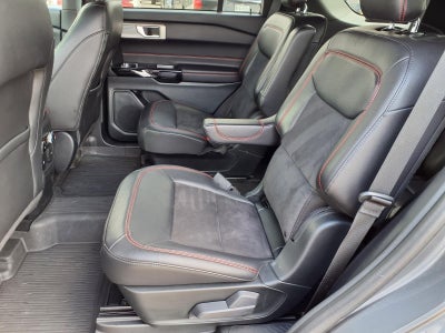 2024 Ford Explorer ST-LINE