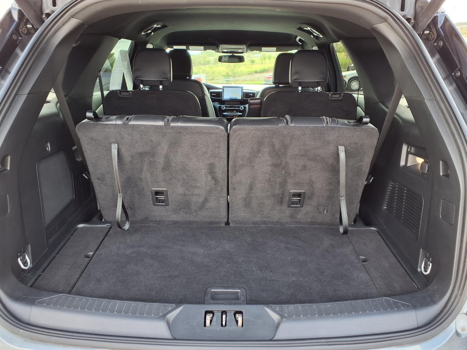 2024 Ford Explorer ST-LINE