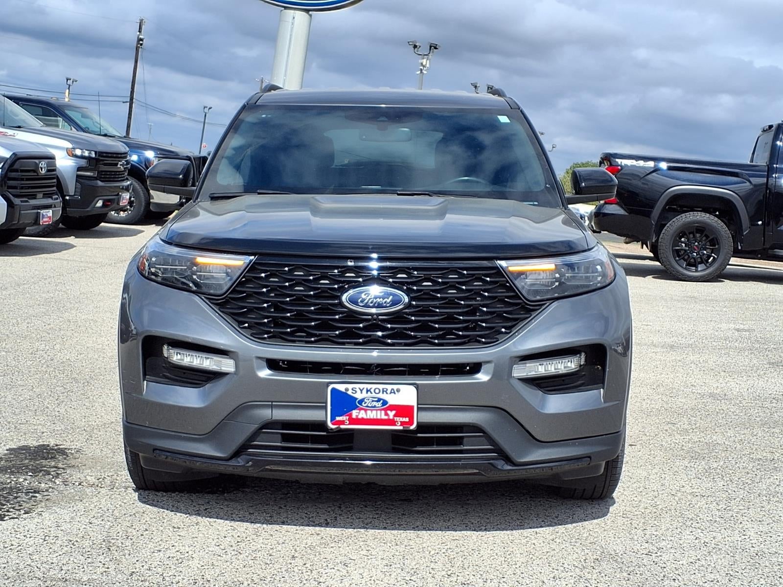 2024 Ford Explorer ST-LINE