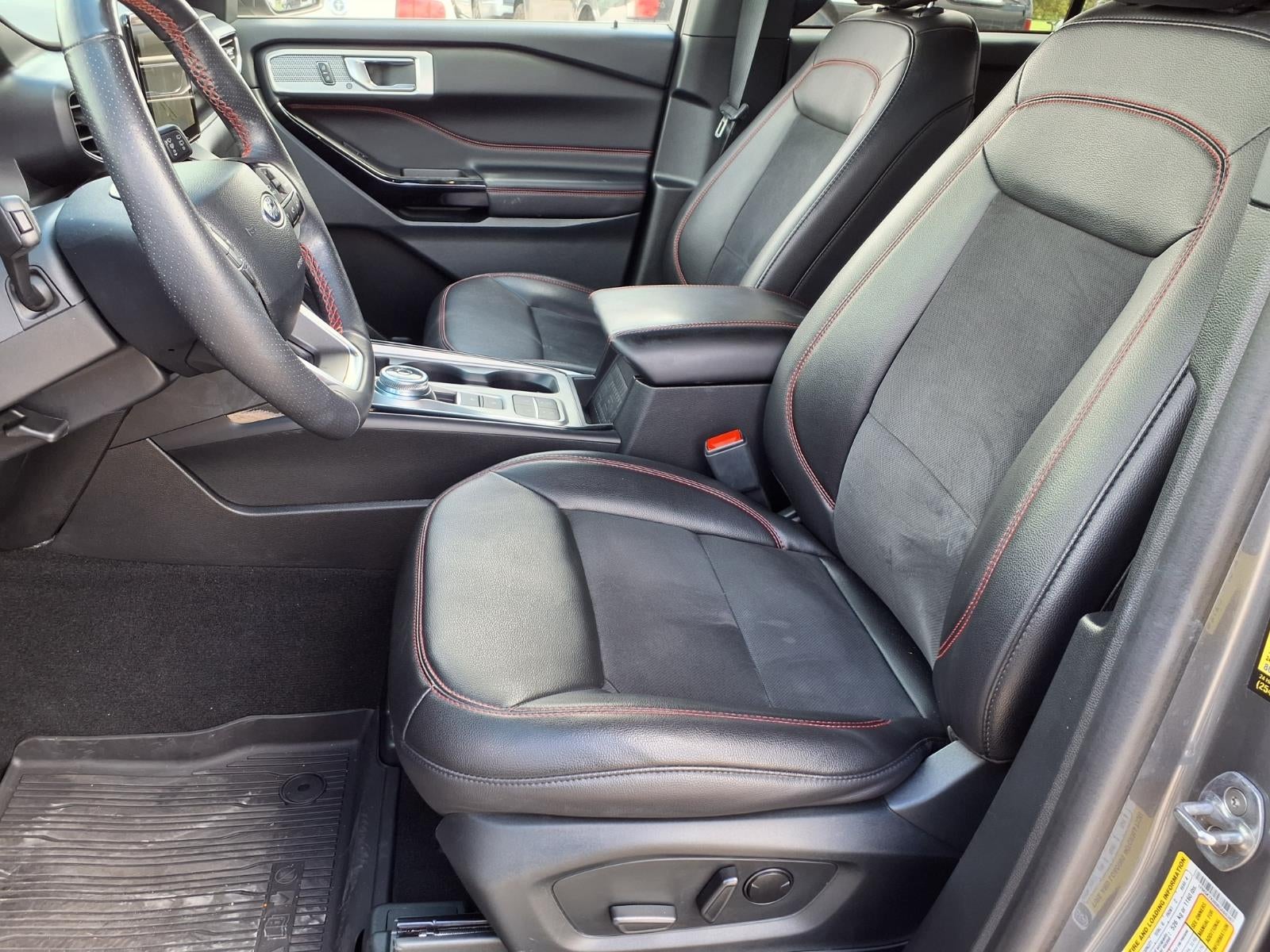 2024 Ford Explorer ST-LINE