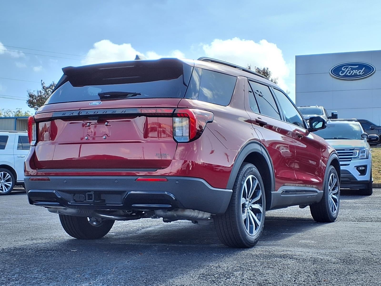 2027 Ford Explorer ST-Line