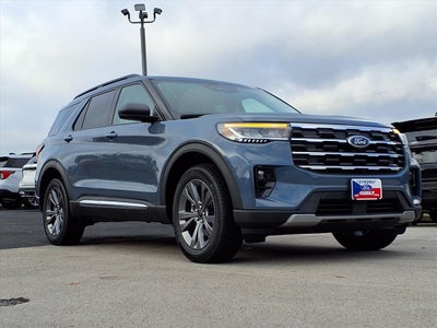2025 Ford Explorer Active