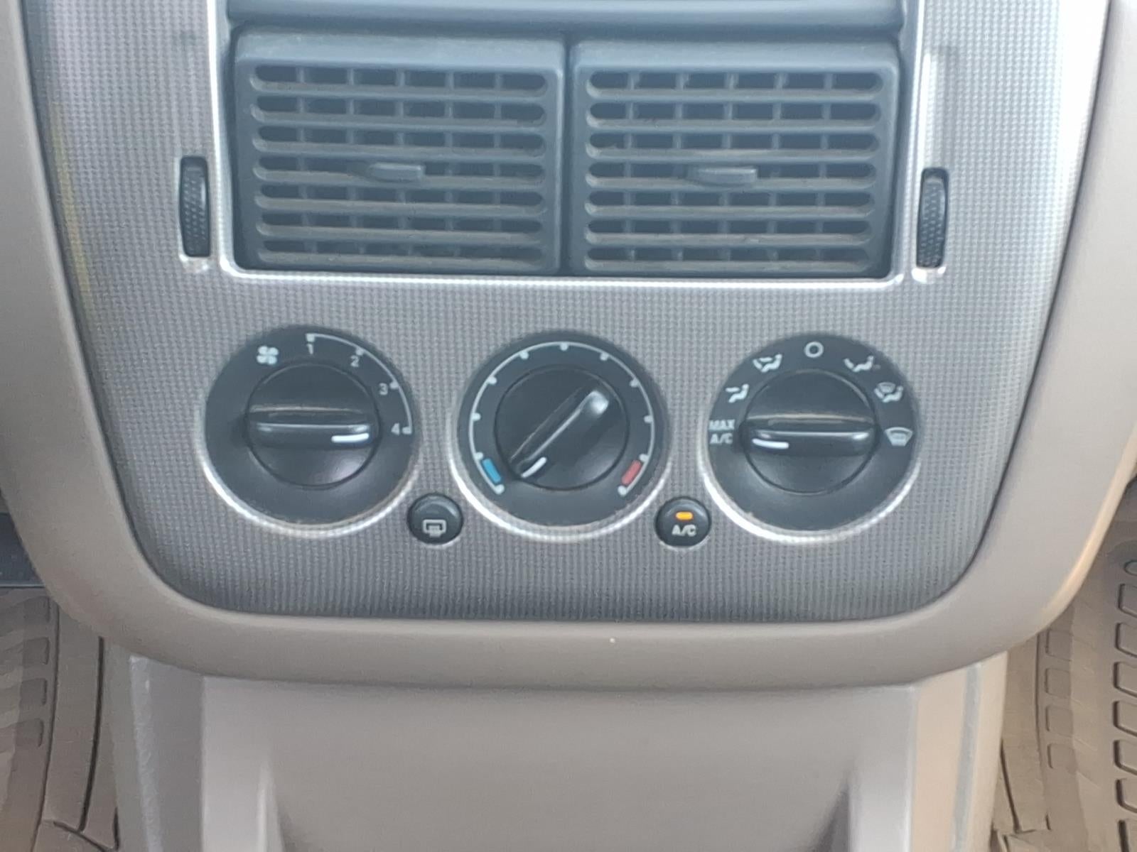 2003 Ford Explorer XLT