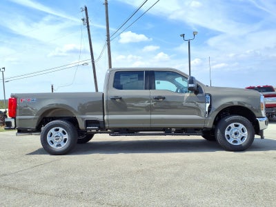 2027 Ford F-250 Super Duty XLT