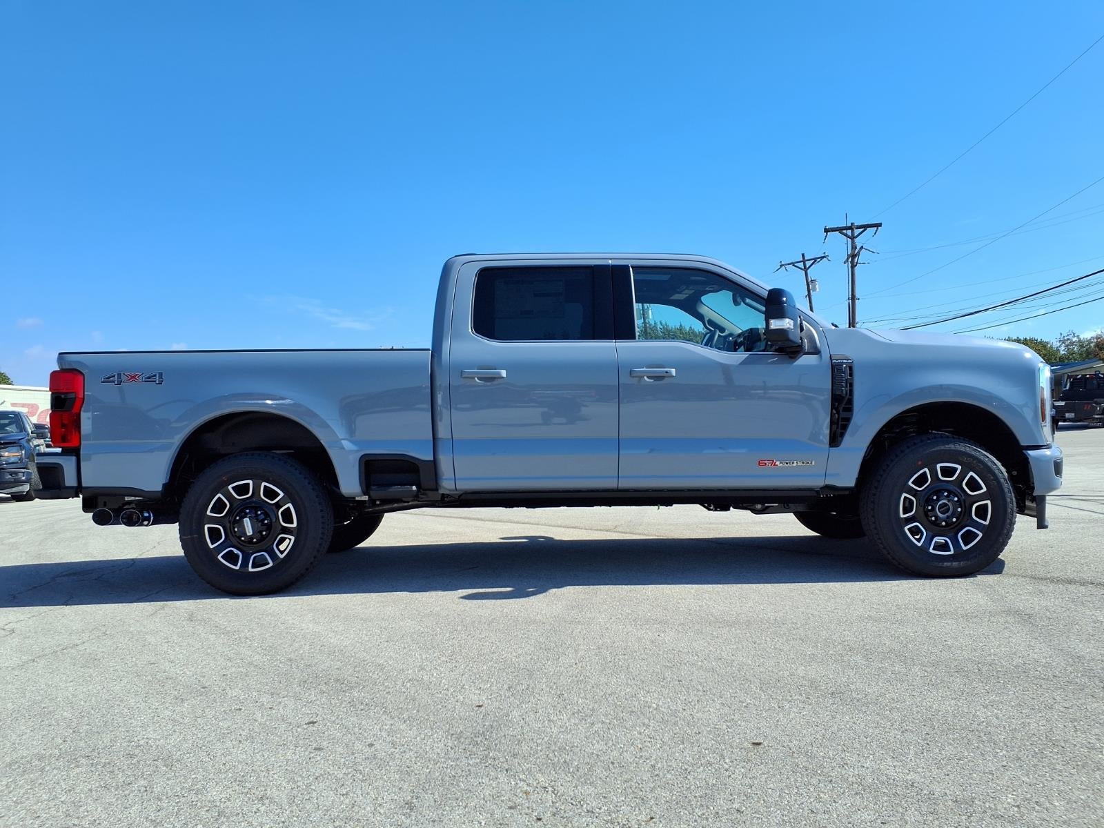 2027 Ford F-250 Super Duty PLATINUM