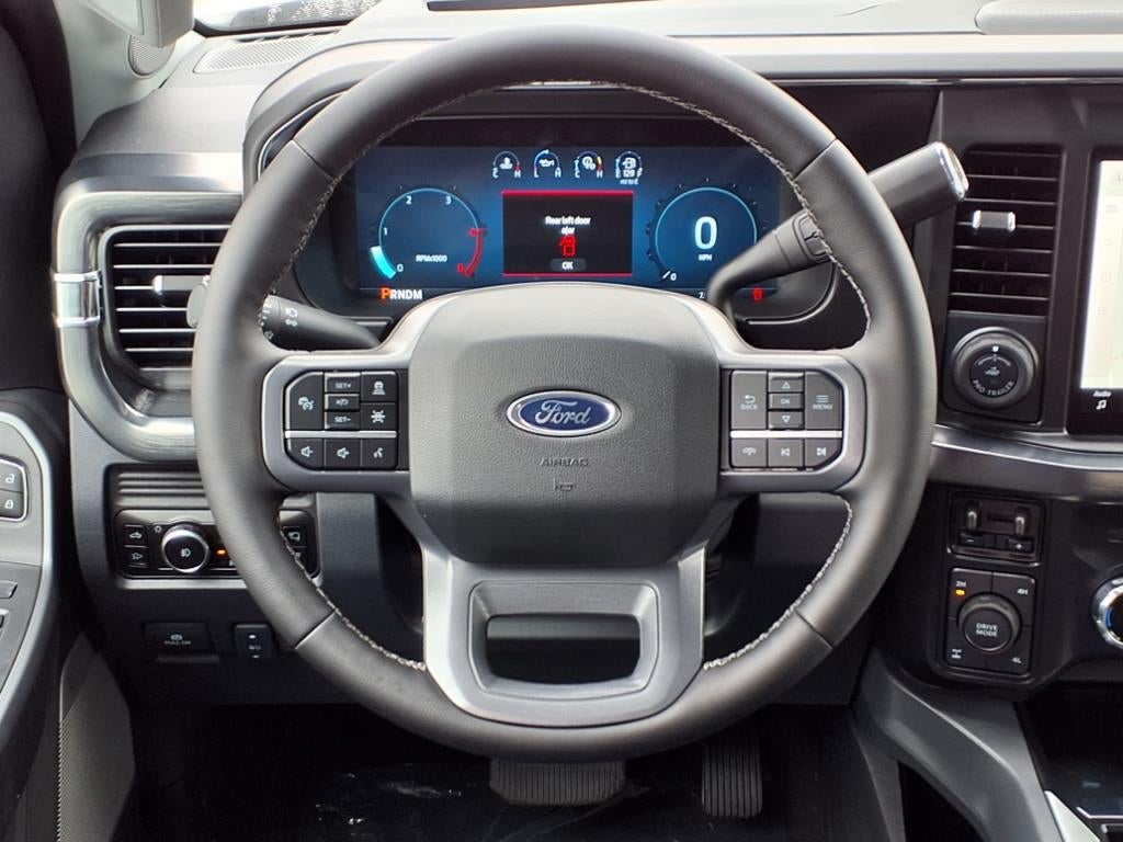 2025 Ford F-350 Super Duty Lariat