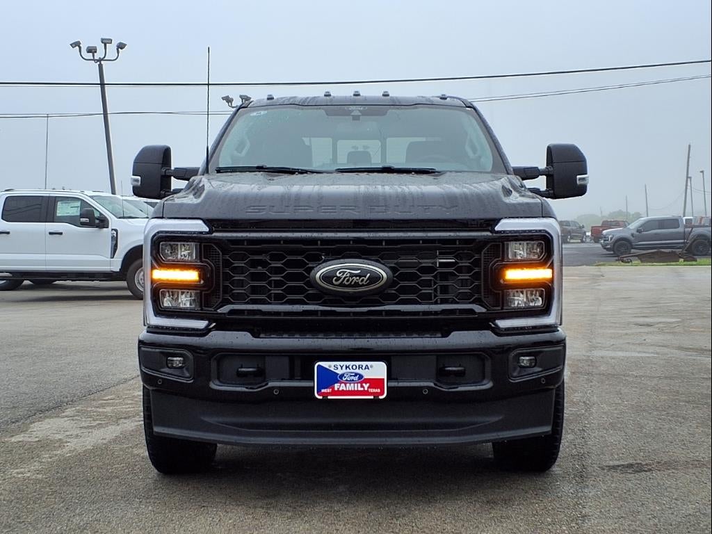 2025 Ford F-350 Super Duty Lariat