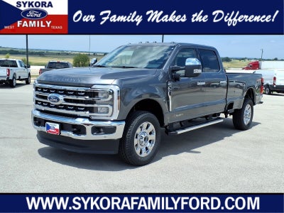 2026 Ford F-350 Super Duty Lariat