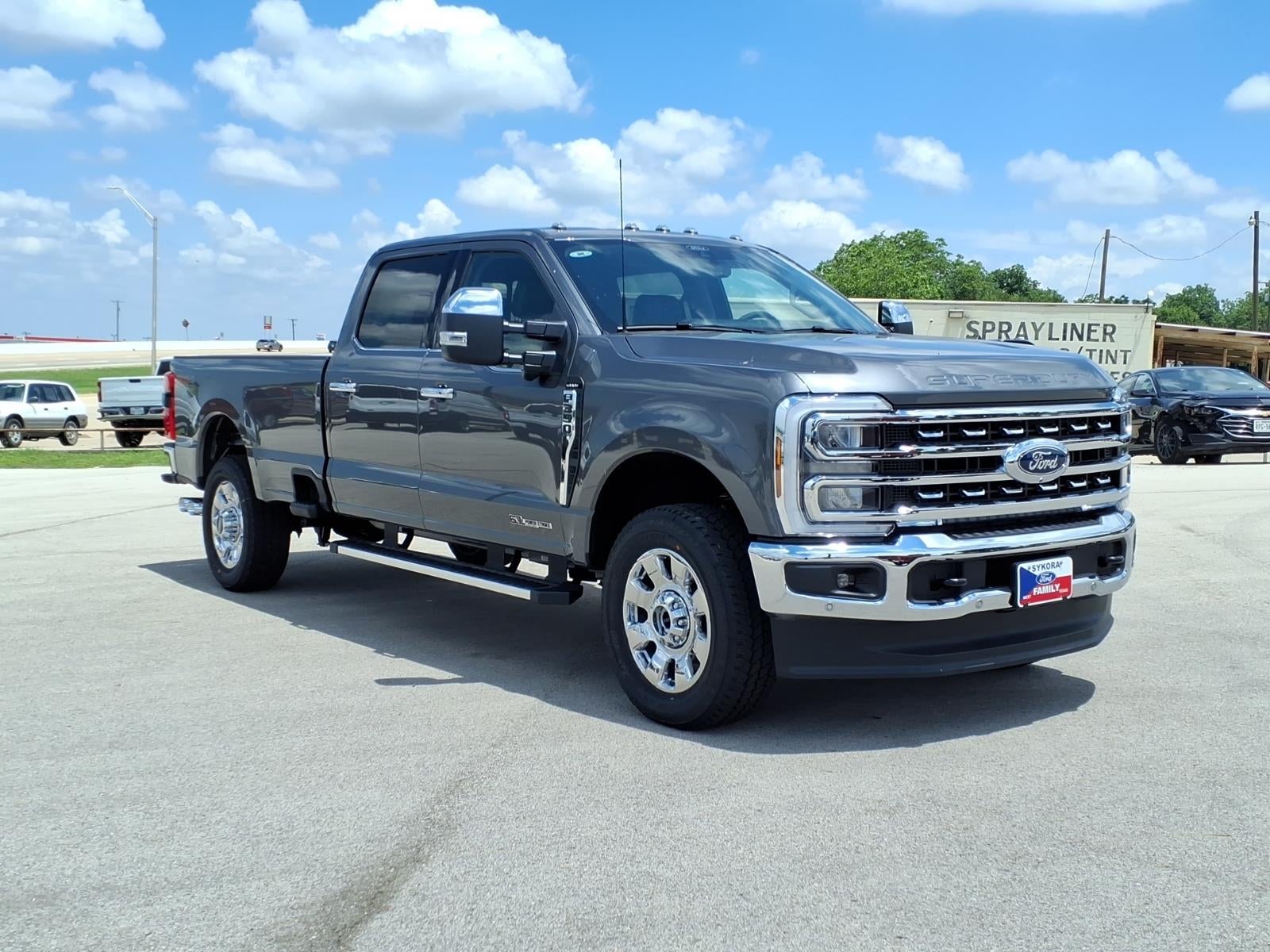 2026 Ford F-350 Super Duty Lariat