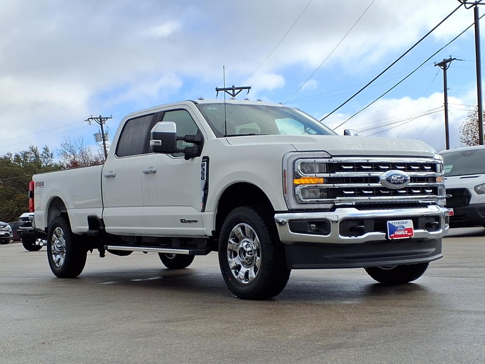 2026 Ford F-350 Super Duty Lariat