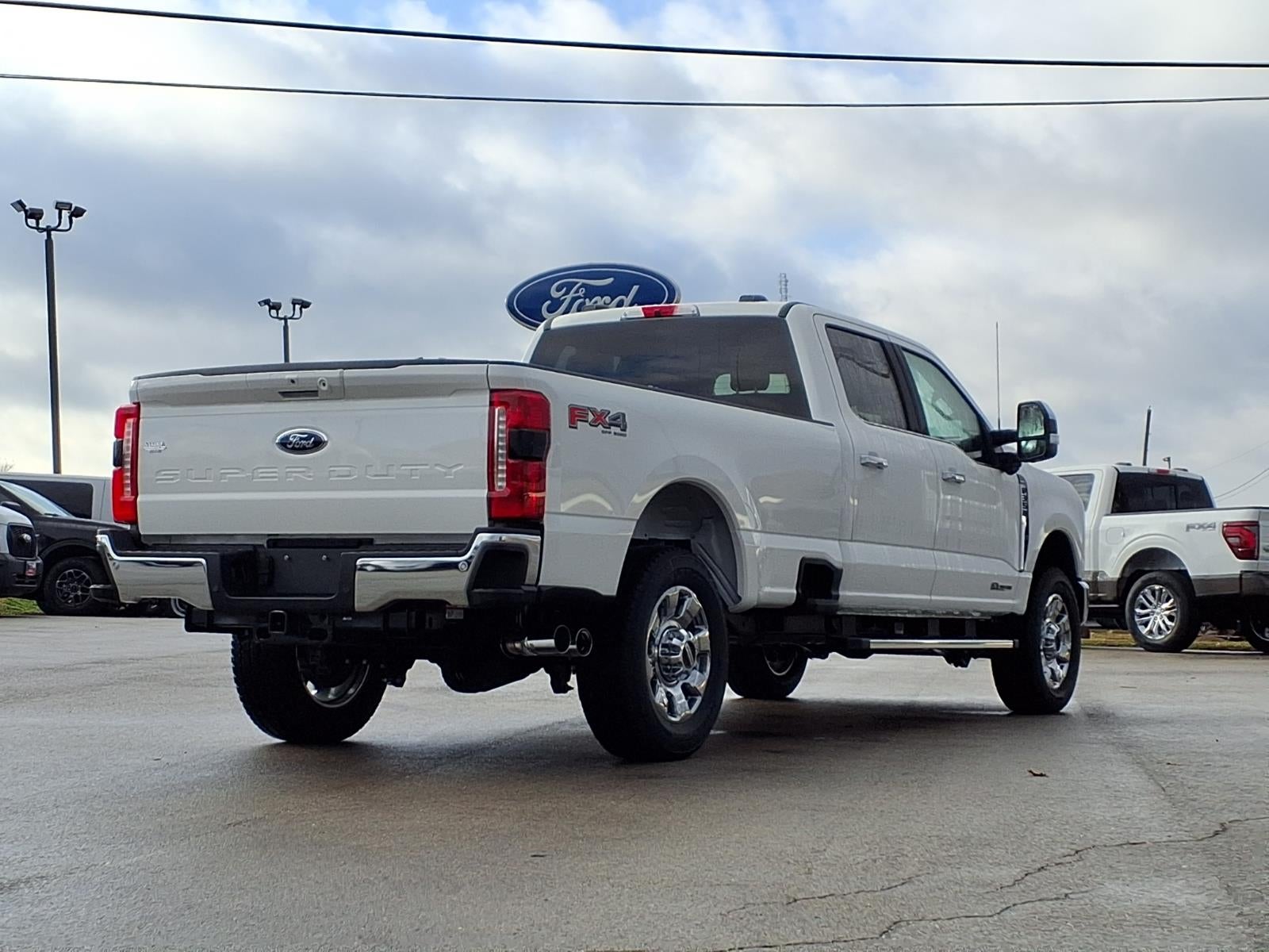 2026 Ford F-350 Super Duty Lariat