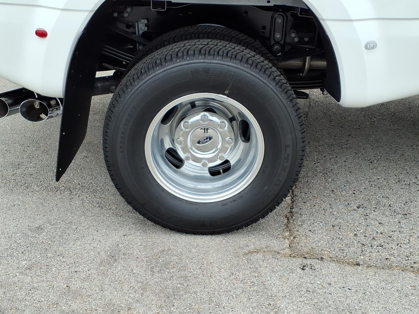 2026 Ford F-350 Super Duty LARIAT