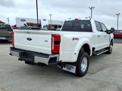 2026 Ford F-350 Super Duty LARIAT