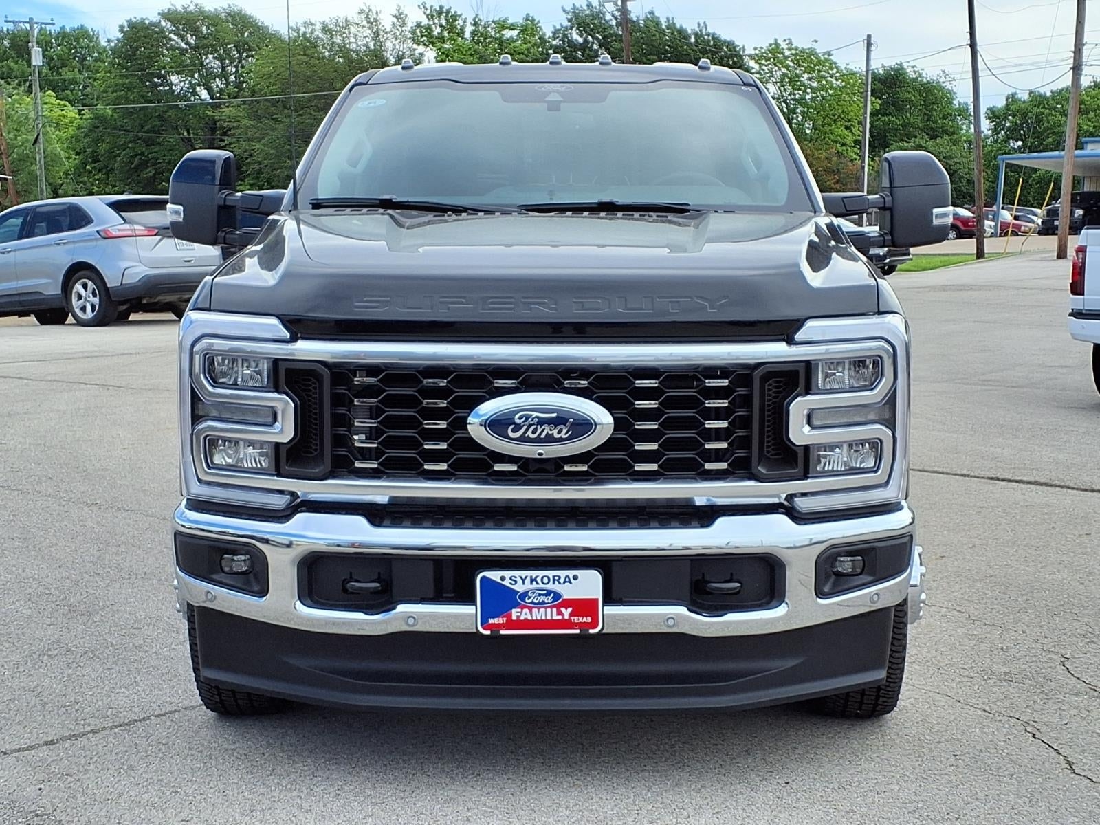 2026 Ford F-350 Super Duty Lariat