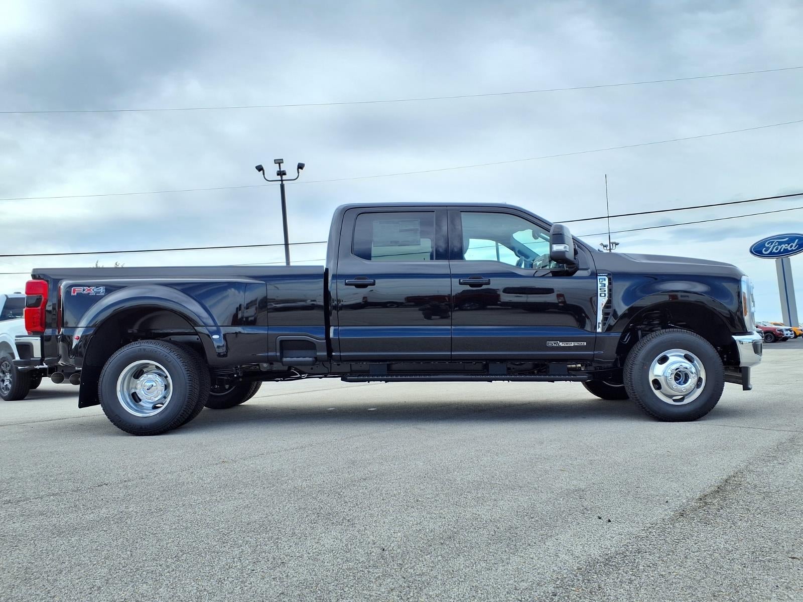 2026 Ford F-350 Super Duty Lariat