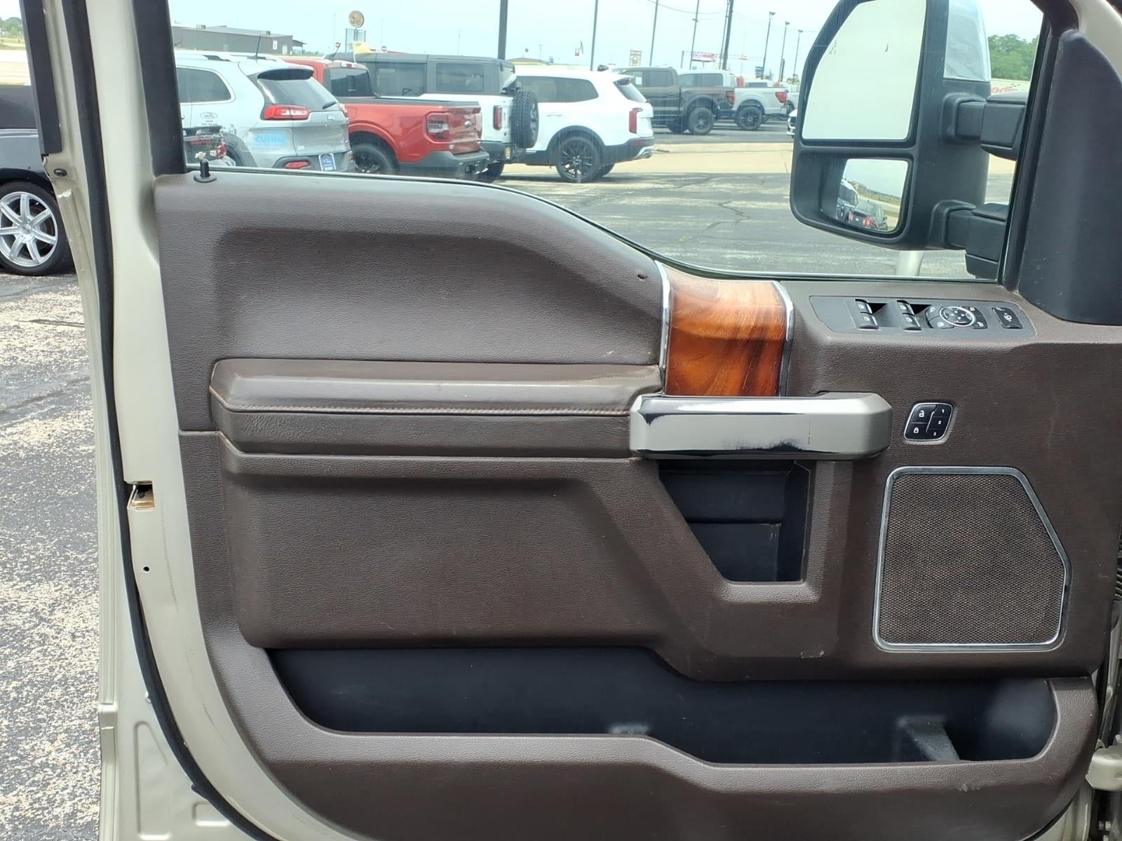 2017 Ford F-350 Super Duty King Ranch
