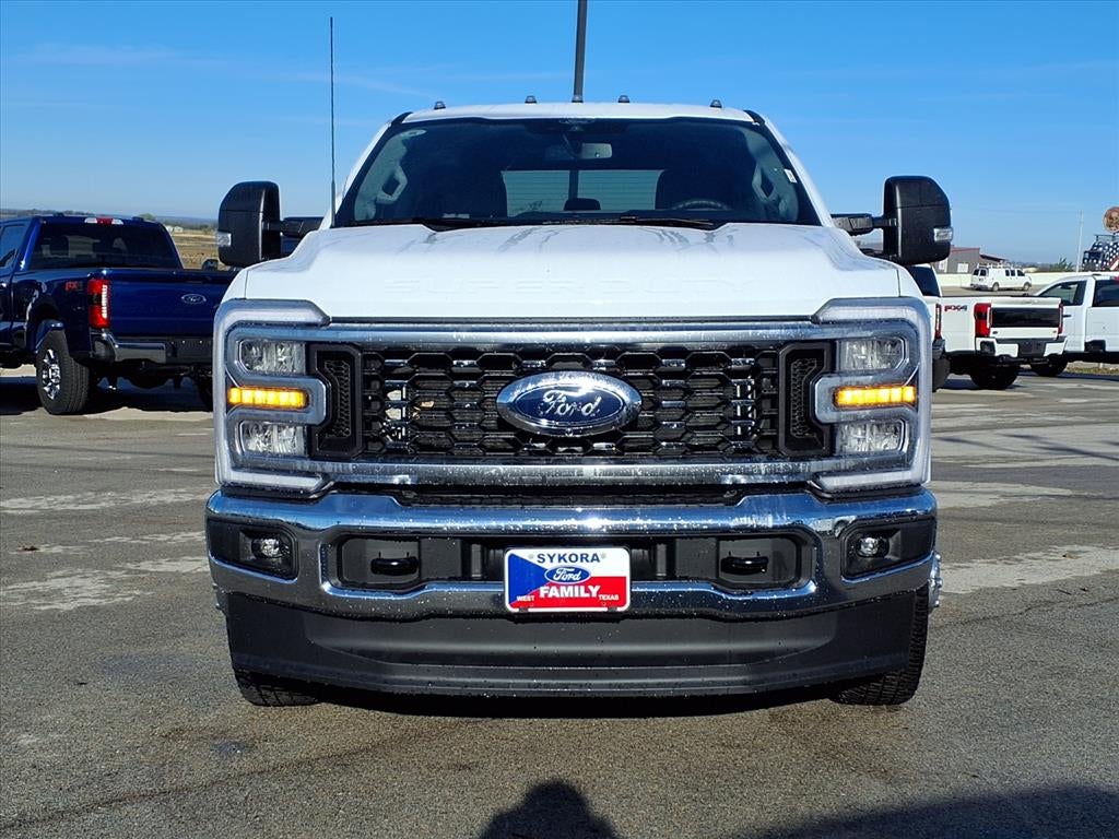 2026 Ford F-350 Super Duty XLT