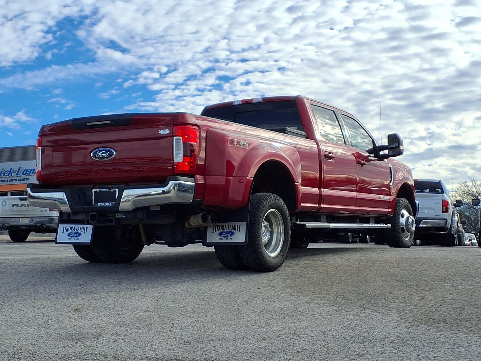 2019 Ford F-350 Super Duty Lariat