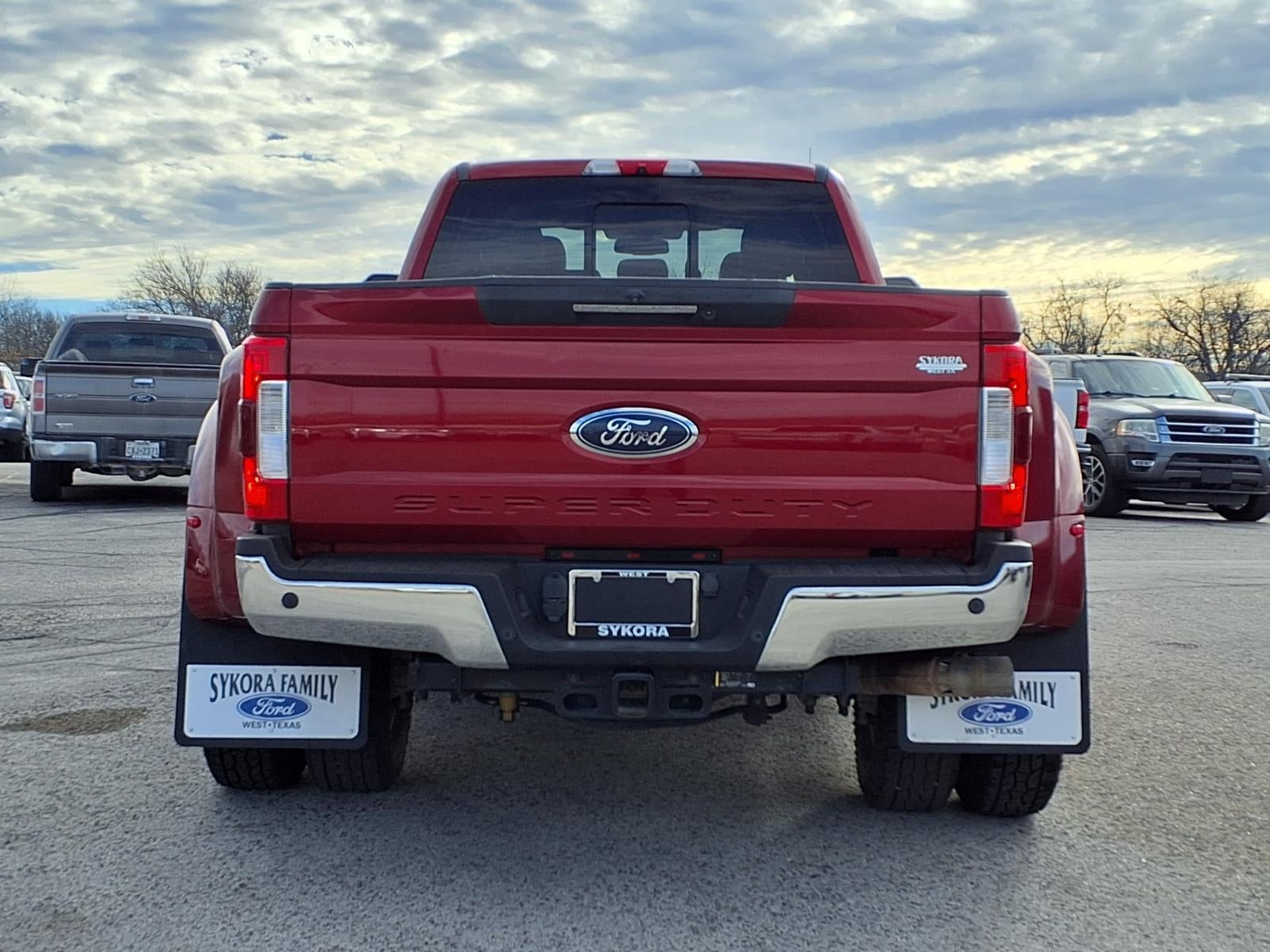 2019 Ford F-350 Super Duty Lariat
