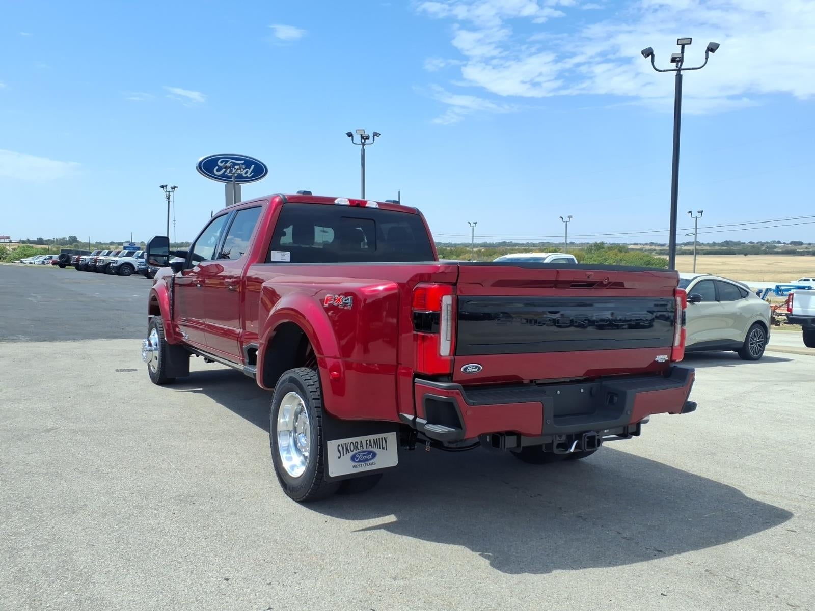 2026 Ford F-450 Super Duty Platinum
