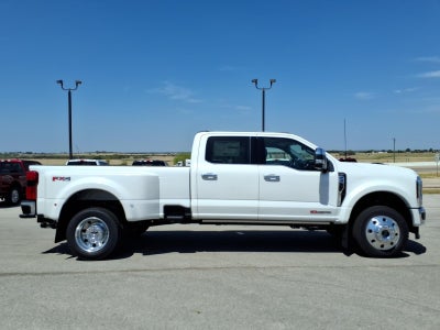 2026 Ford F-450 Super Duty Lariat