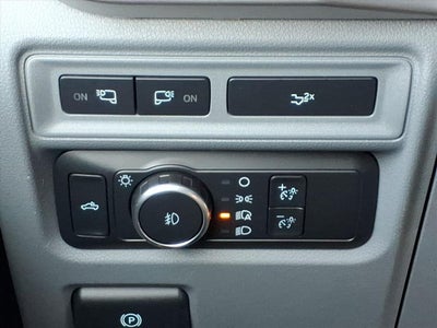 2022 Ford F-150 Base