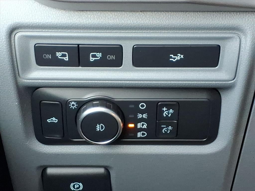 2022 Ford F-150 Base