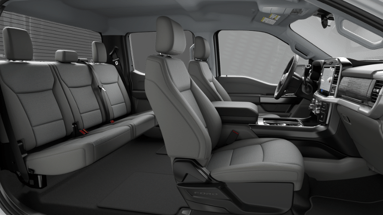 2026 Ford F-150 4X2 SUPERCREW XLT -
