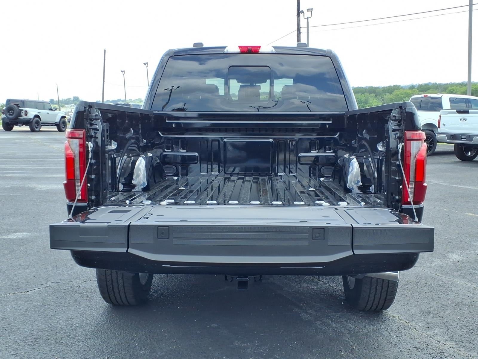 2026 Ford F-150 4X4 PLATINUM - 145