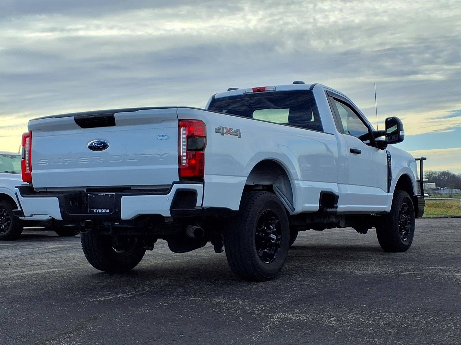 2024 Ford F-350 Super Duty XL