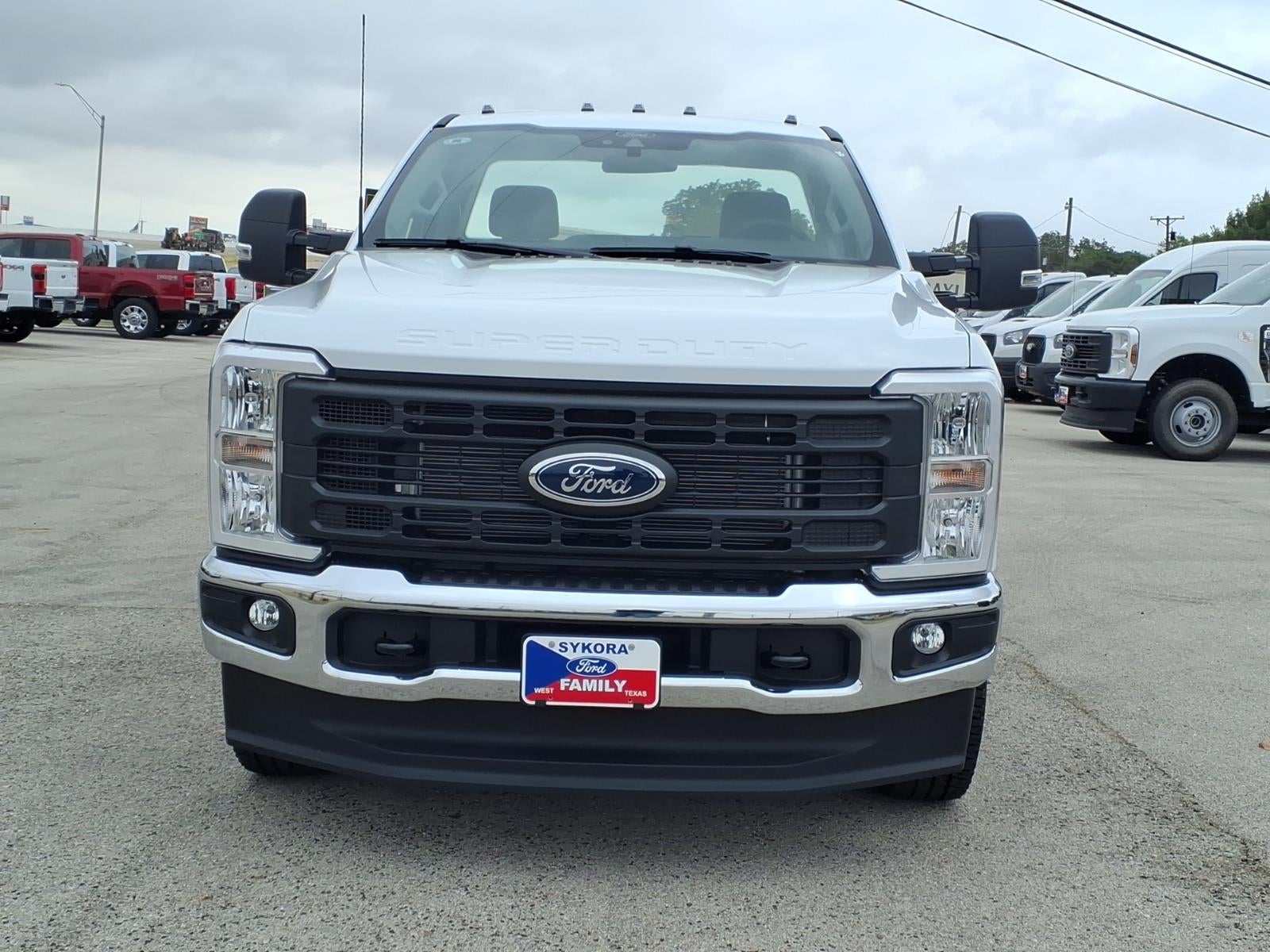 2026 Ford F-350 Super Duty XL