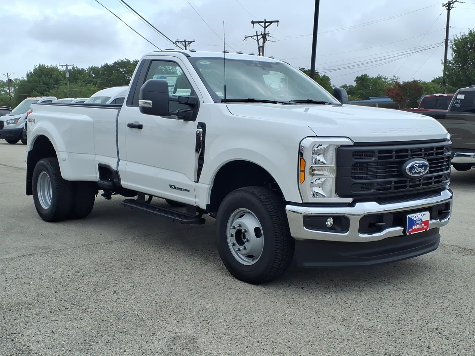 2026 Ford F-350 Super Duty XL