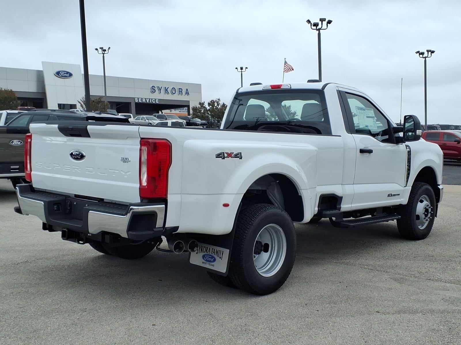 2026 Ford F-350 Super Duty XL