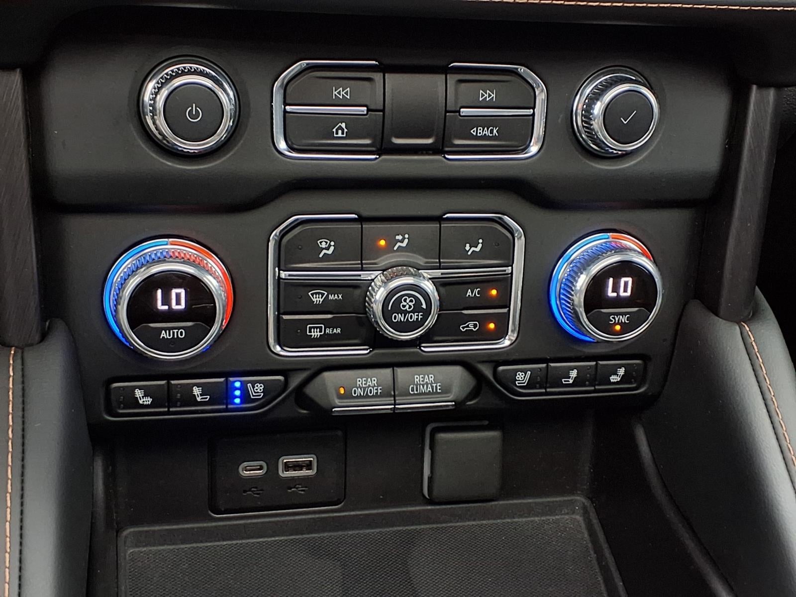 2021 GMC Yukon XL AT4