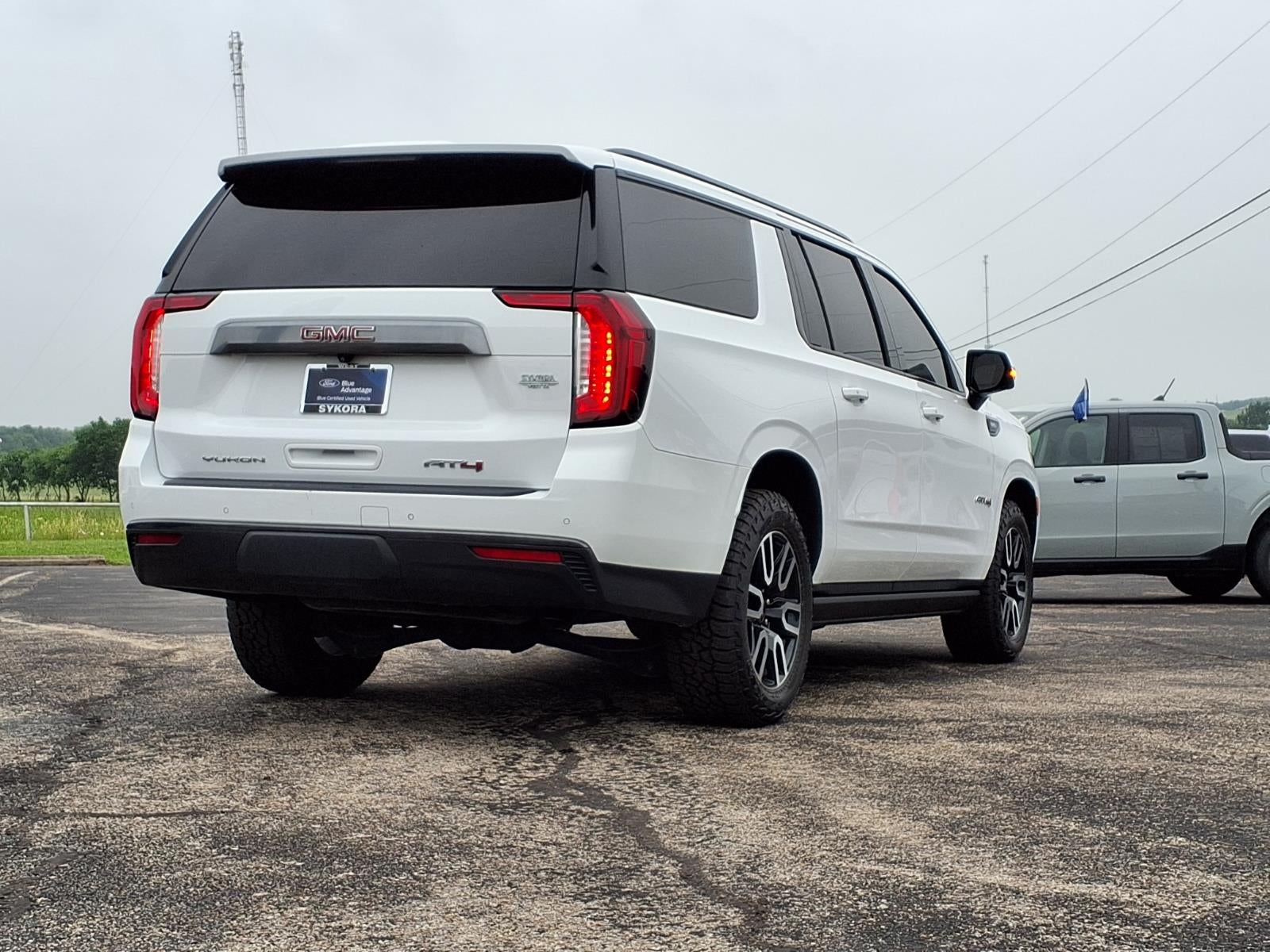 2021 GMC Yukon XL AT4