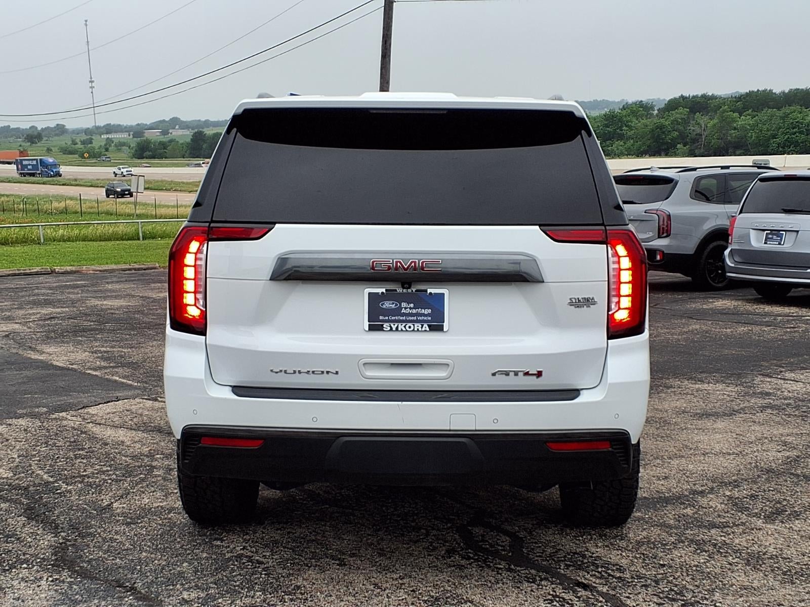 2021 GMC Yukon XL AT4