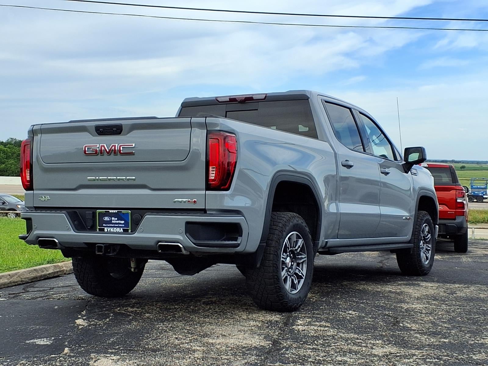 2024 GMC Sierra 1500 AT4